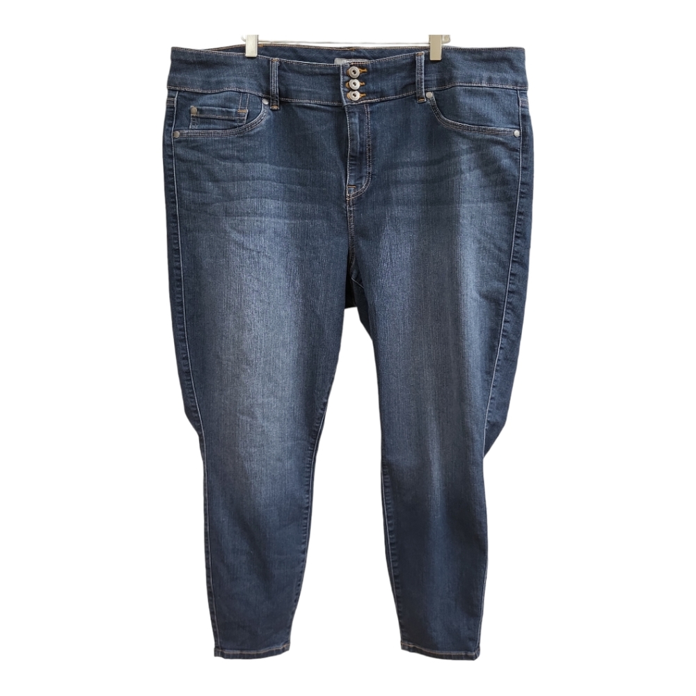 TORRID Jeans Jegging Super Stretch Size 24R Medium Wash